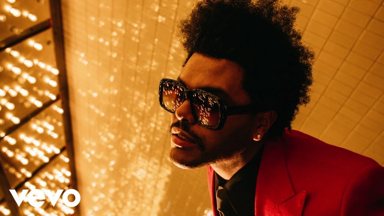 Најслушана песна со повеќе од 5,5 милијарди стримови е Blinding Lights на The Weeknd алијас Абел Тесфаје од Канада (Видео)