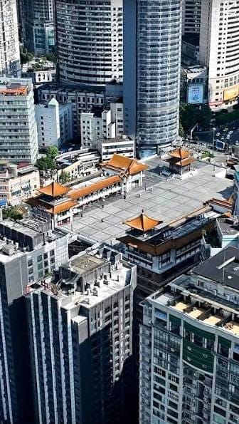 Градот кој ги крши законите на физиката – Добредојдовте во Chongqing, 3D лавиринтот на Кина! (Видео)